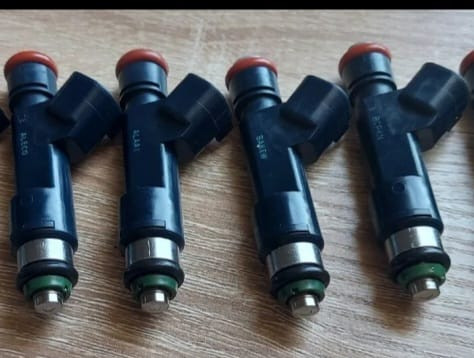 New Denso Injectors 825cc