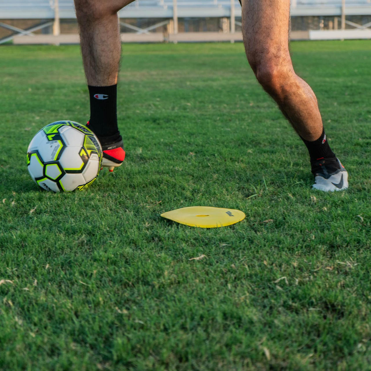 Soccer Innovations Flat Dot Markers - Thumbnail 3