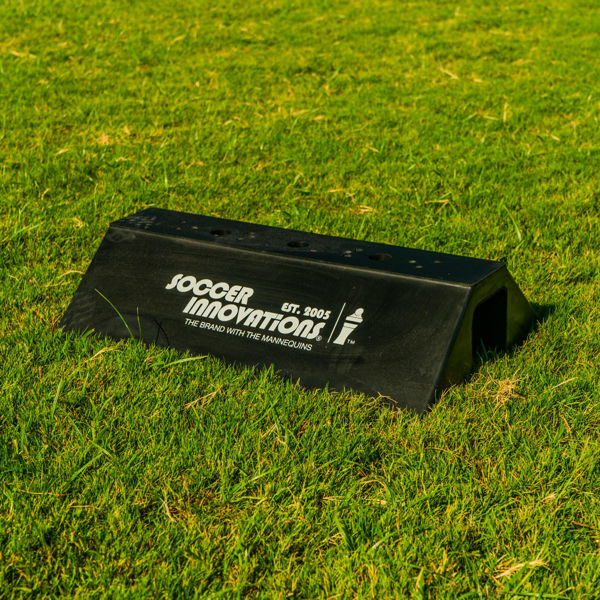 PRO TRAINING MANNEQUIN TURF BASE Soccer Innovations