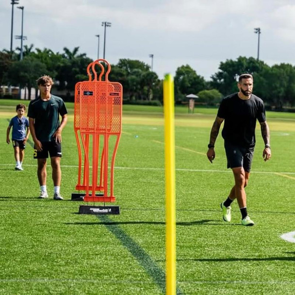 Soccer freekick mannequin orange