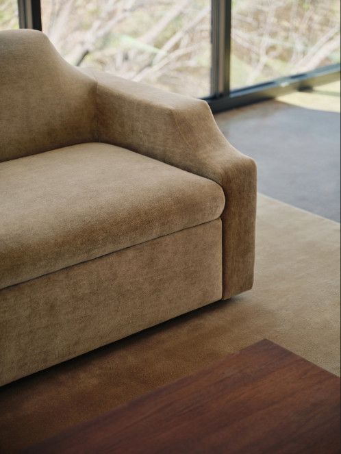 Mabel sofa detail 
