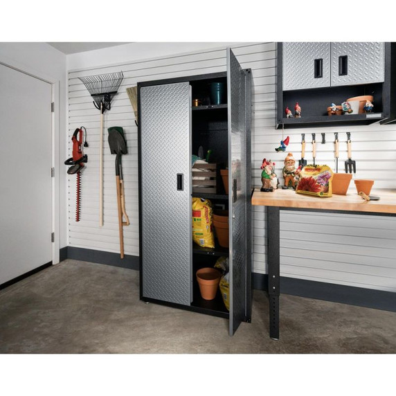 Gladiator® Ready-to-Assemble 3/4 Door Wall GearBox GAWG28KDYG
