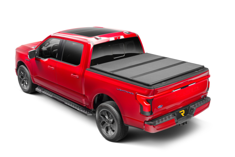 Extang 21-23 Ford F-150 (5ft. 7in. Bed) Solid Fold ALX - 88702