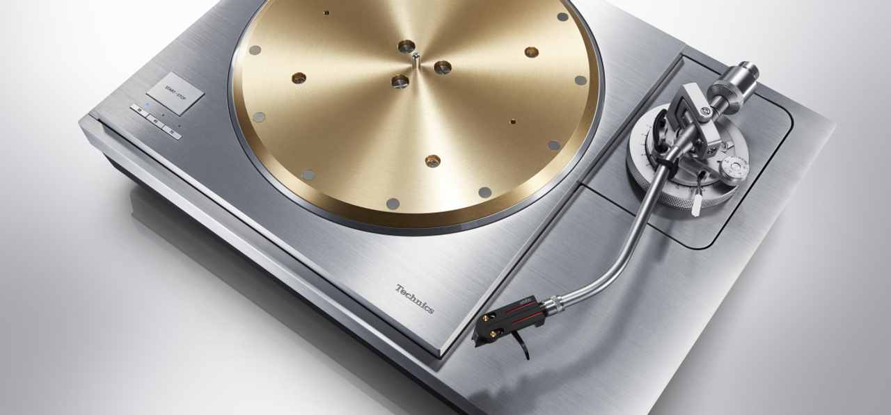 Technics - SL-1000R - Direct Drive Turntable System