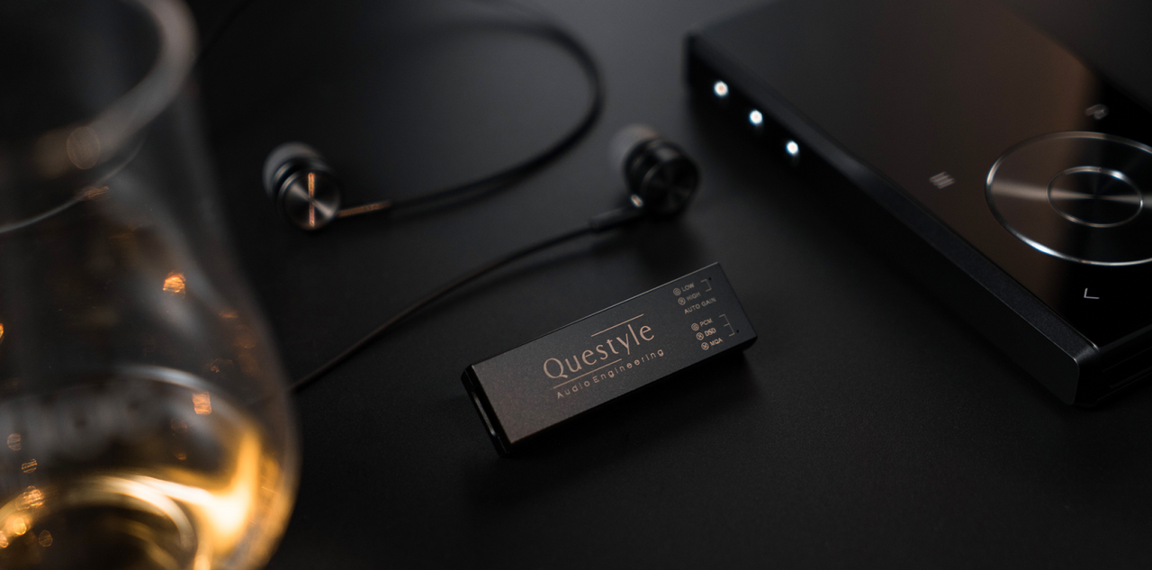 Questyle - M12 - Mobile Hi-Fi Headphone Amplifier with DAC