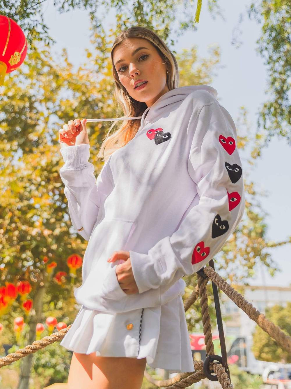 Fifth Avenue DIFT81 Hearts Front and Sleeve Print Hoodie - White