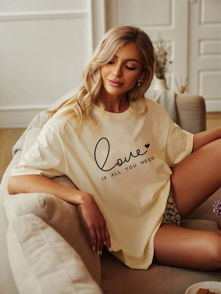 Fifth Avenue DIFT503 Oversized Love Printed T-Shirt - Cream