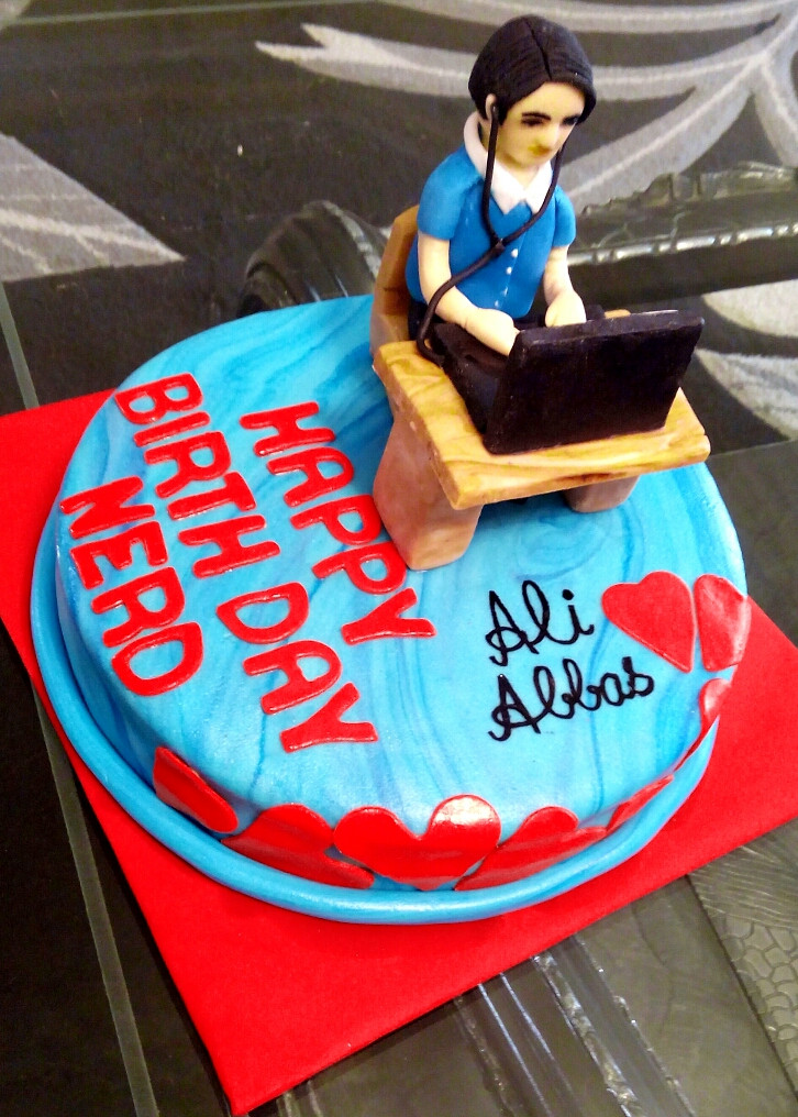 The Nerd Cake - 2.5lbs 