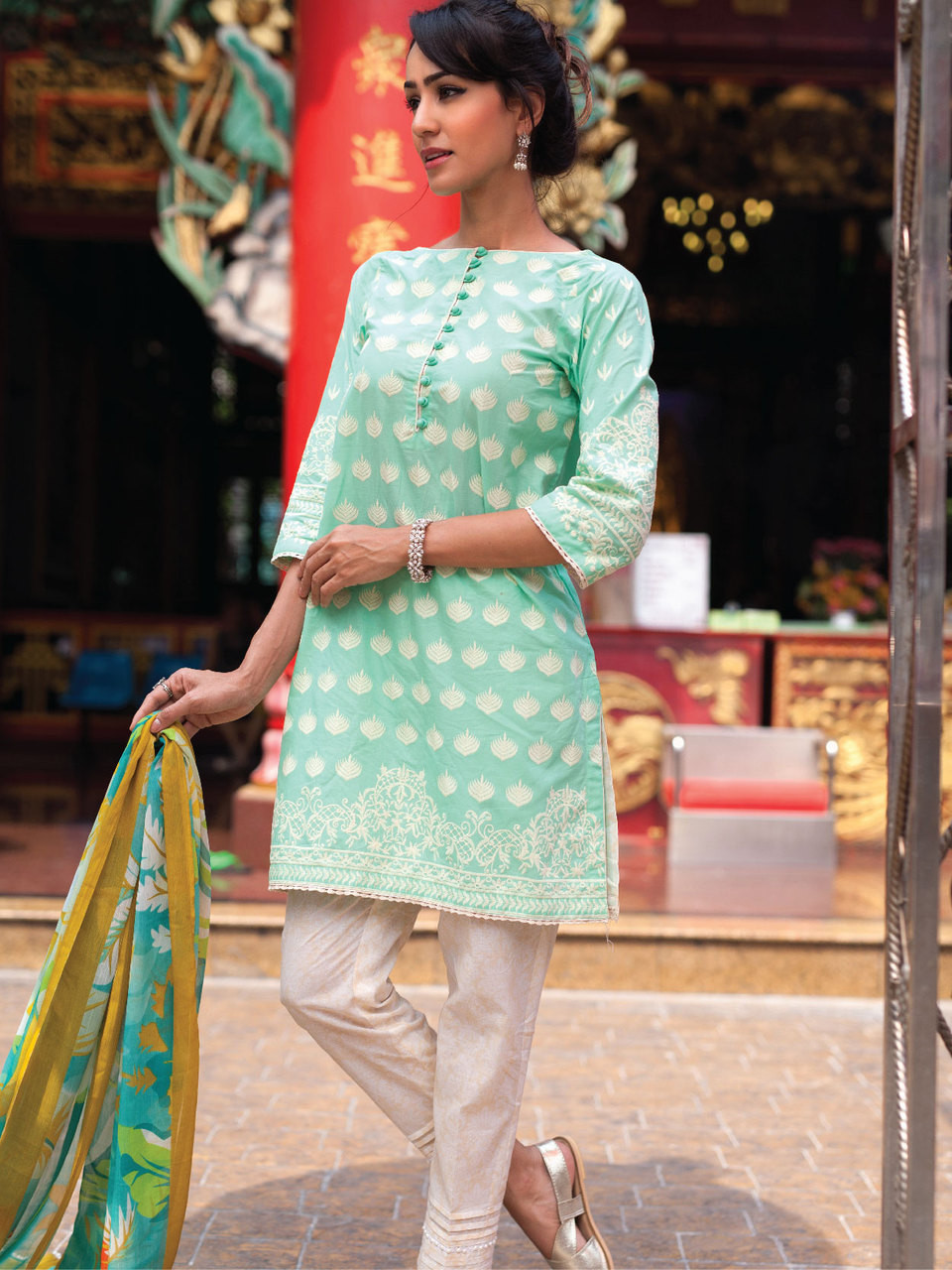 Rehaab Lawn 2016 Design Aqua Marine