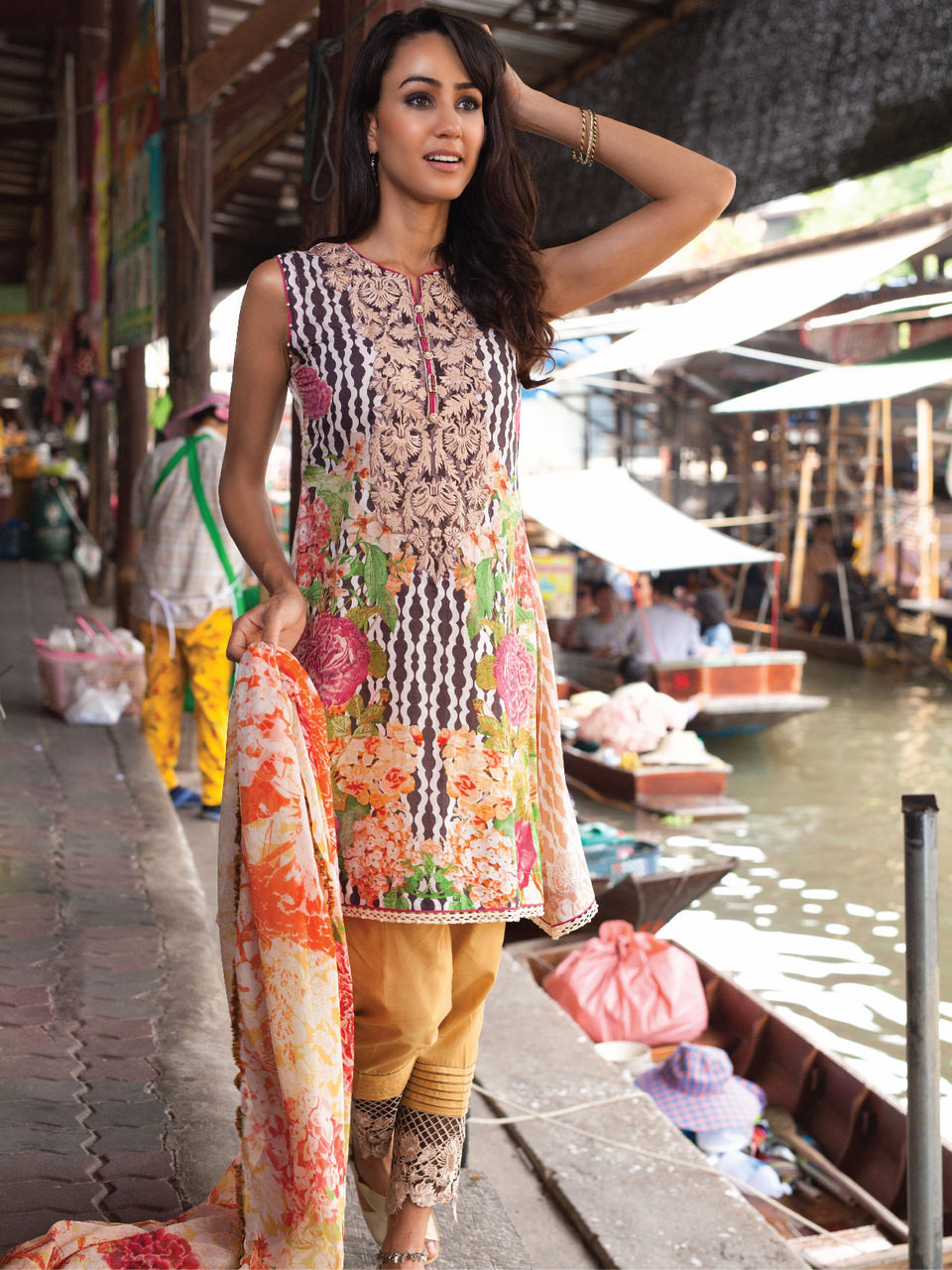 Rehaab Lawn 2016 Design Desire Lily