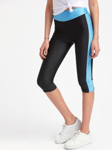 Fifth Avenue Color Block Pocket Capri Leggings - Black and Blue