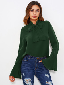Fifth Avenue Women's JEVA Bow Tie Neck Top - Green