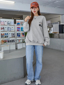 Fifth Avenue DIFT388 Mountain Printed Sweatshirt - Grey