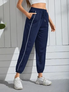 Fifth Avenue Women's Contrast Piping Detail Jogger Pants FAWFJP4