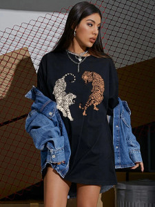 Fifth Avenue DIFT483 Oversized Tiger Printed T-Shirt - Black