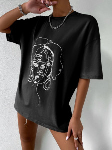 Fifth Avenue DIFT514 Oversized Figure Printed T-Shirt - Black