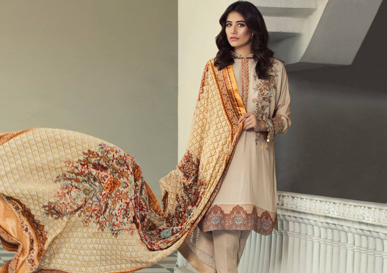 Majestic Horizon 3 Piece Silk Velvet Dupatta Collection - 06-BEIGE