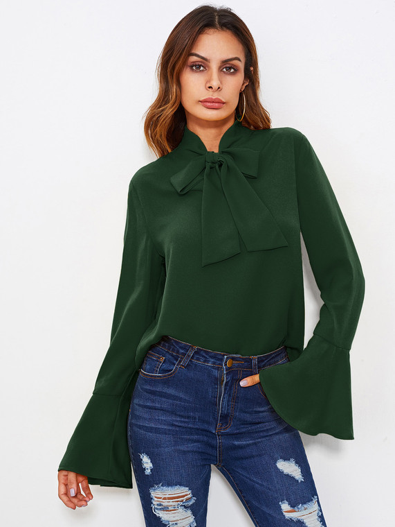 Fifth Avenue Women's JEVA Bow Tie Neck Top - Green