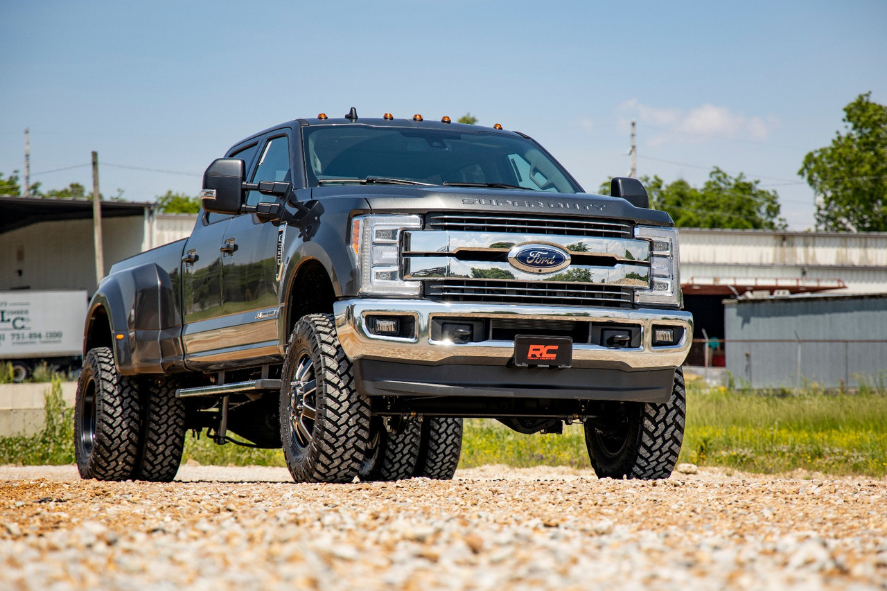 lifted 2022 f350 dually