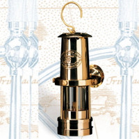 Deluxe Gimbaled Brass Oil Lamp Deluxe Gimbaled Brass Oil Lamp