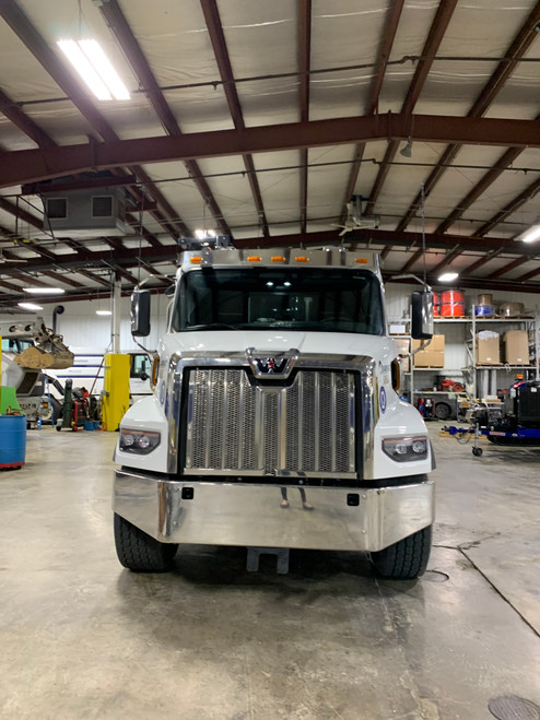 front_view_2275791