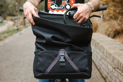 バイクアクセサリー｜バッグ一覧 | Brompton Bicycle | Brompton 日本