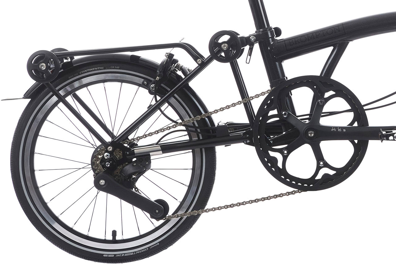 P Line Explore with Roller Frame Midnight Black Metallic Low