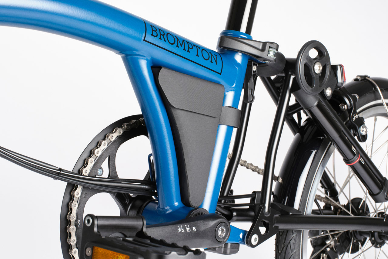 Puncture Pouch for A, C, P & T Line | Brompton Bicycle USA