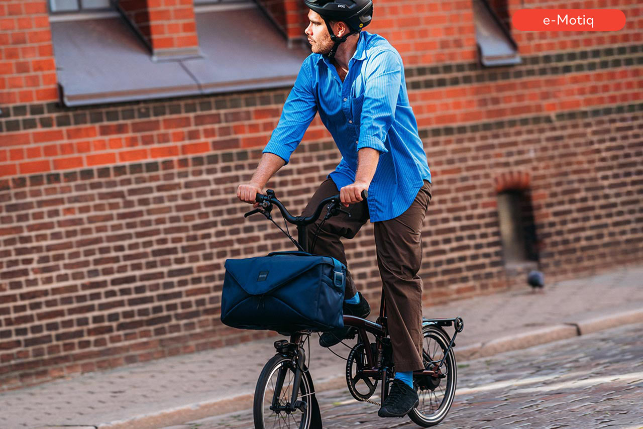 Electric Zip Bag Large - Navy | Brompton Bicycle UK