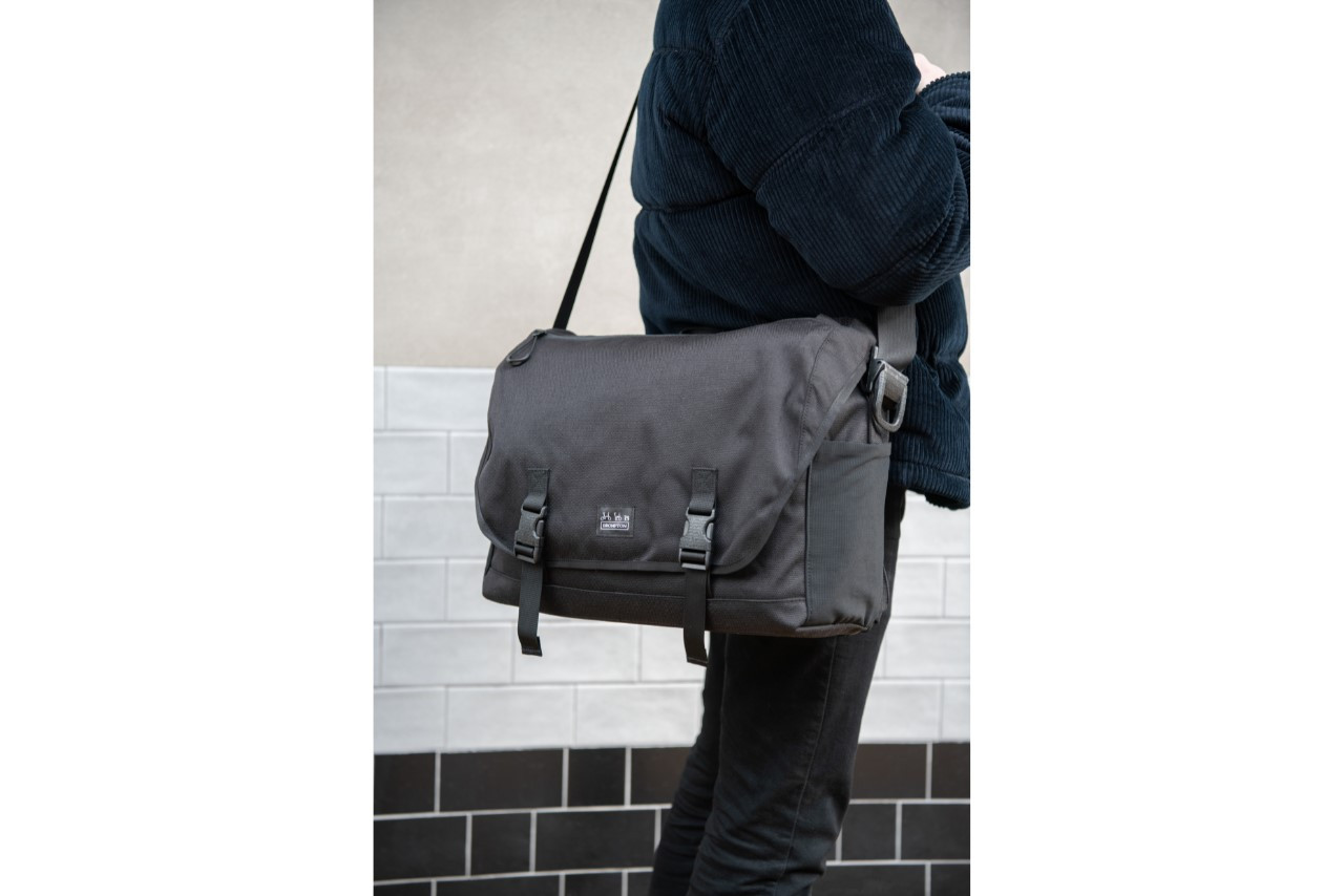 Metro Messenger Bag Large | Brompton Bicycle USA