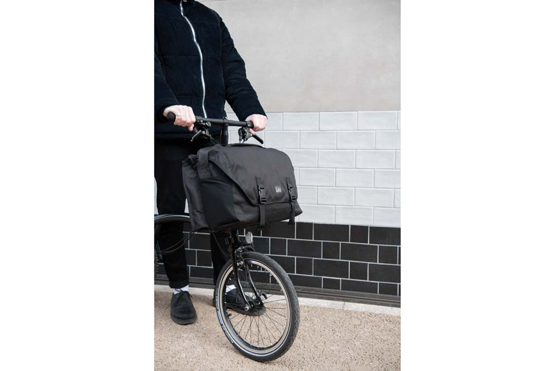 Brompton Metro M City Bag with frame Black - J.C. Lind Bike Co.