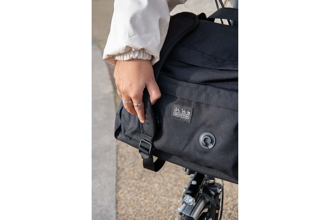 Metro Backpack Medium | Brompton Bicycle USA