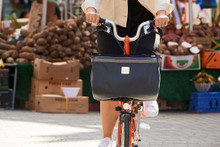 Brompton Borough Basket Bag Large in Dark Gray -front