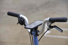 アクセサリー Brompton Quadlock Phone Mount Quad Lock® Phone Mount for A,C and P Line | Brompton Bicycle USA