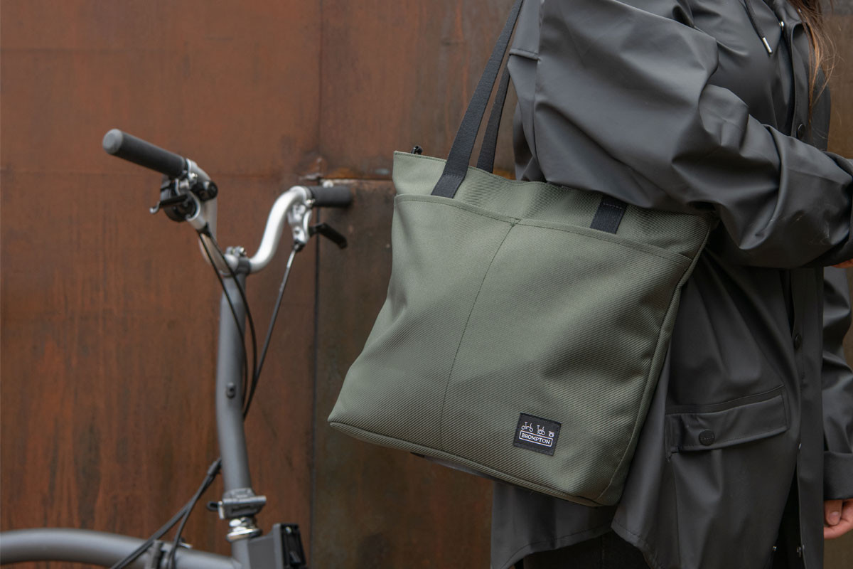 Borough Tote Bag Small | Brompton Bicycle USA