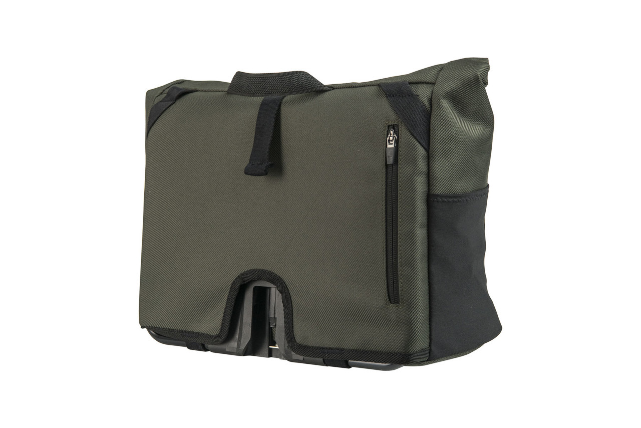 Borough Roll Top Bag Medium | Brompton Bicycle USA