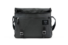 Game Bag Medium in Smoke Gray | Brompton Bicycle USA