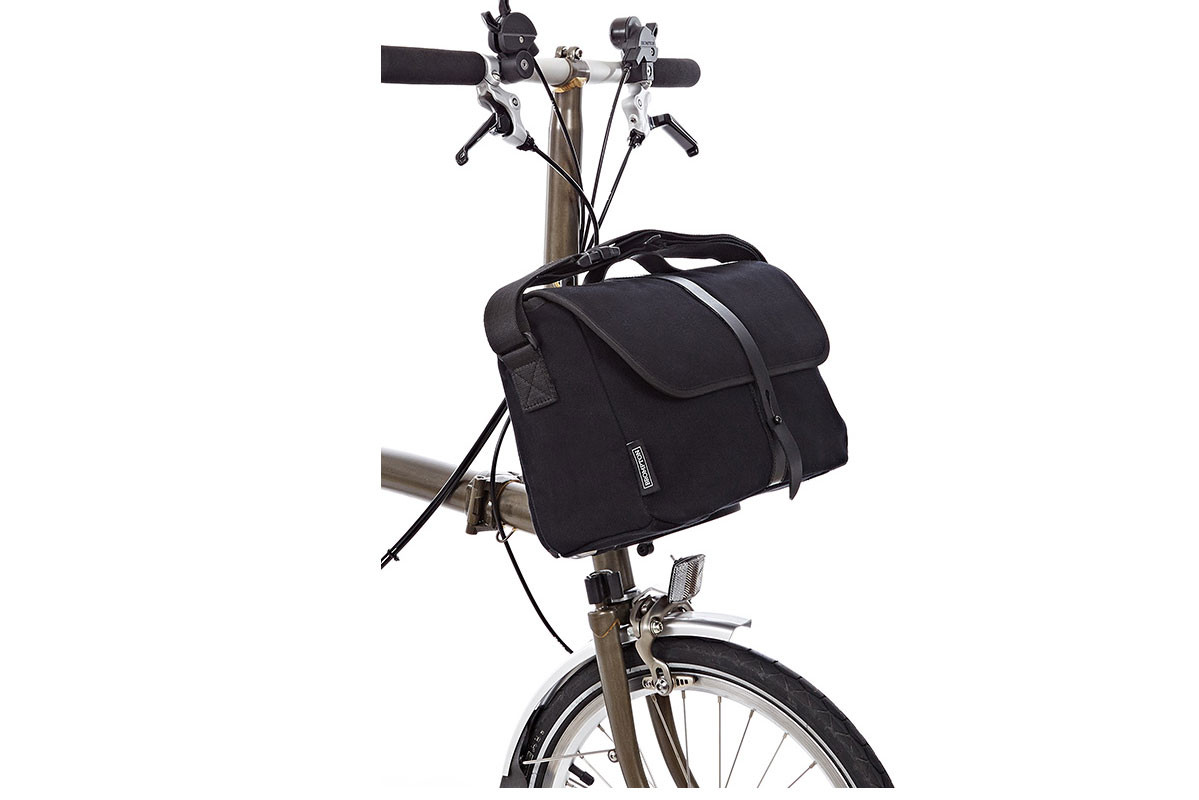 Brompton Shoulder Bag with Frame | Brompton Bicycle USA