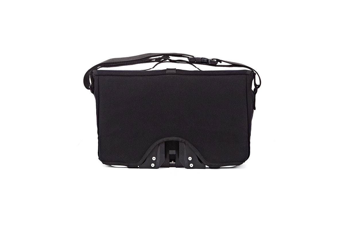 Brompton Shoulder Bag with Frame | Brompton Bicycle USA