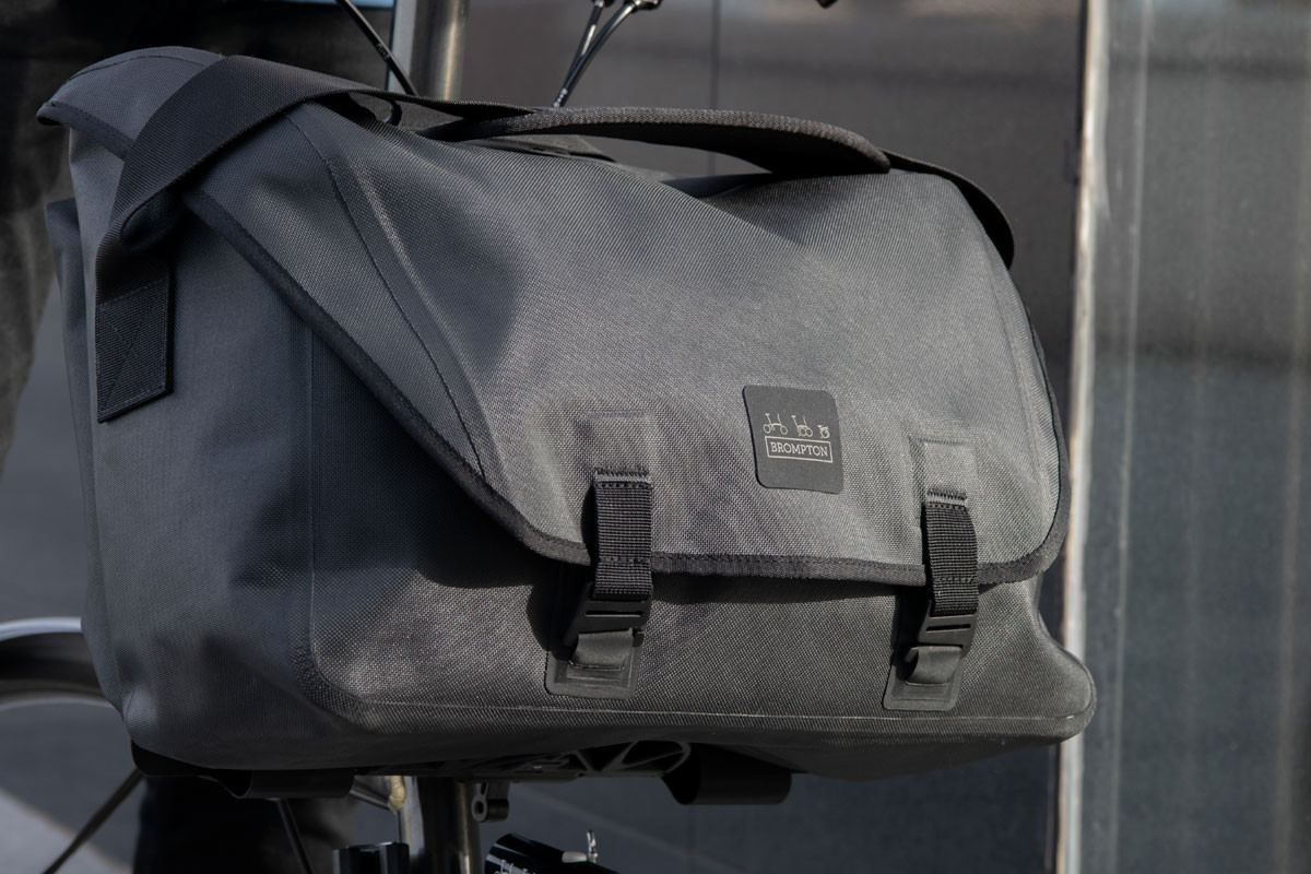 Brompton Metro Waterproof L Messenger Bag includes cover and frame Black -  J.C. Lind Bike Co.