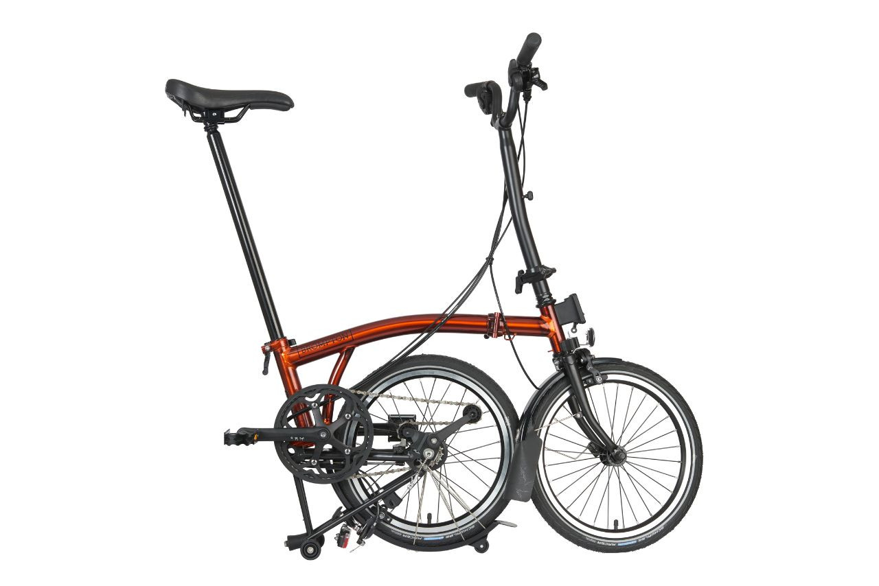 C Line Urban Flame Lacquer - partially folded