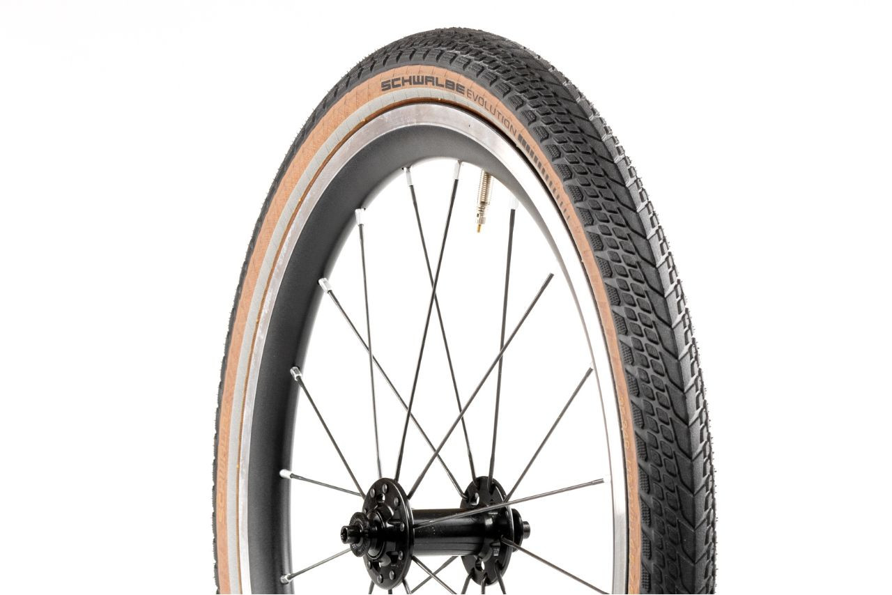 Schwalbe One Plus Folding Bike Tyre | UK