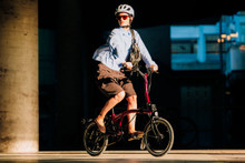 P Line - 4-velocidades