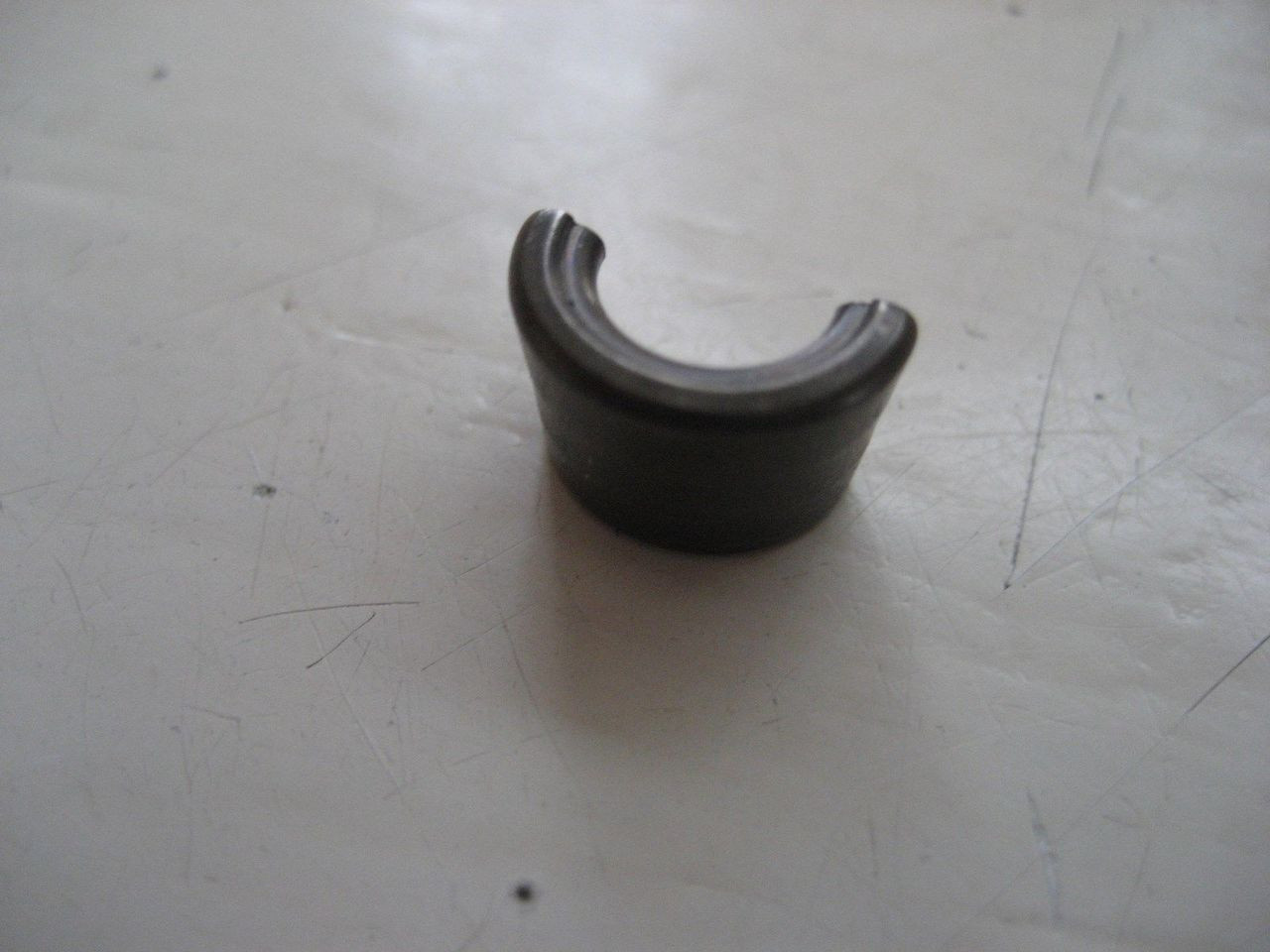 3 GROOVE VALVE KEEPER SYSTEM - 11341744325