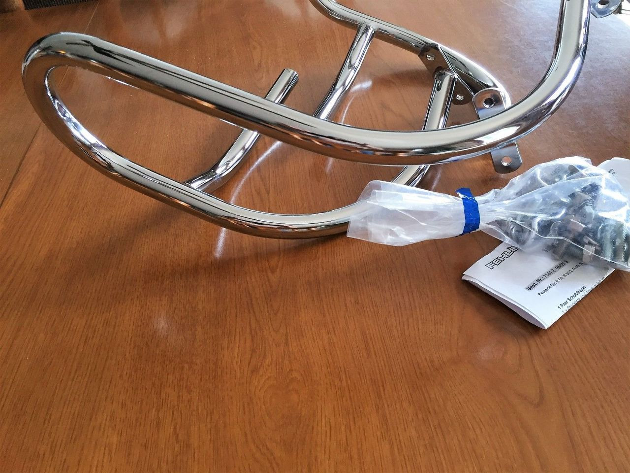 /2 CHROME WRAP AROUND ENGINE BARS W/HDWR- 71609024159