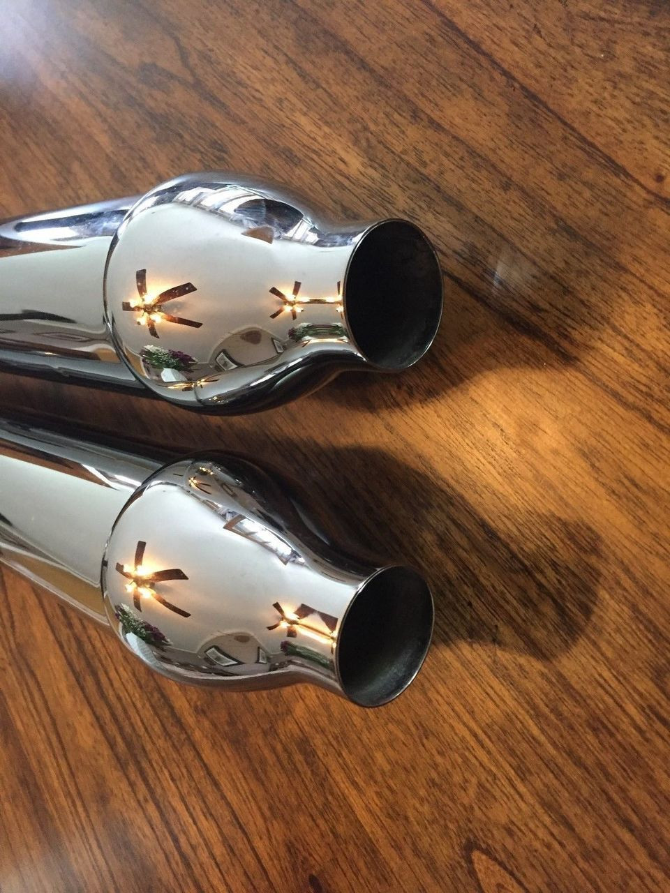 PAIR OF BEAUTIFUL CHROME FISH-TAIL MUFFLERS - 18124090003