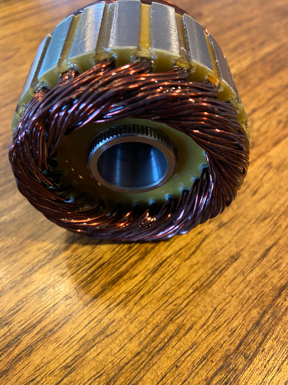 R27 GENERATOR ROTOR - 12318002141