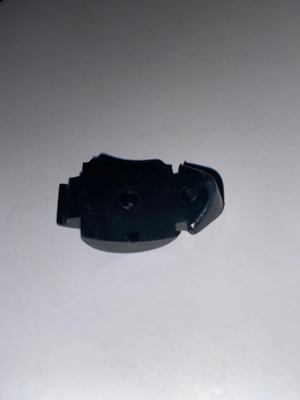 SWITCH ATTACHMENT PIECE-RIGHT SIDE - 32722072175