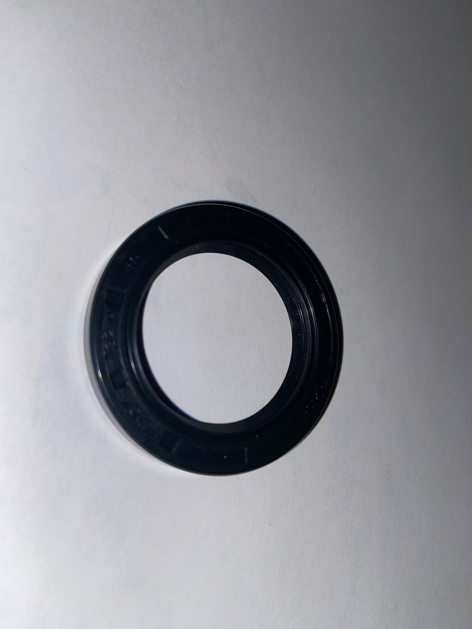 REAR DRIVE PINION SEAL - 33123038172