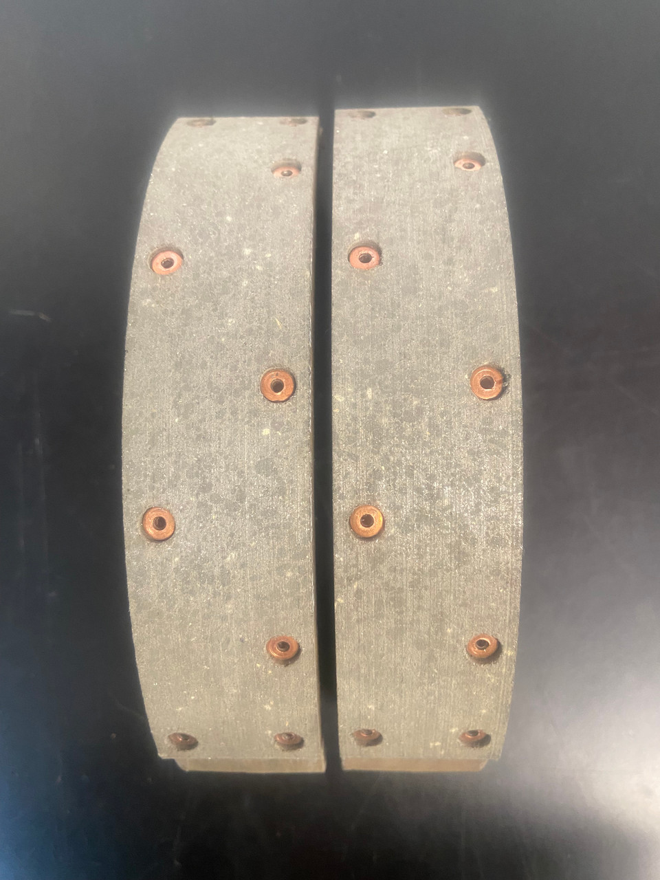 REAR BRAKE SHOE/LINING PACKAGE. 2 SHOES W/RIVETED LININGS-34213060244